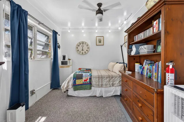 Residence photo 22