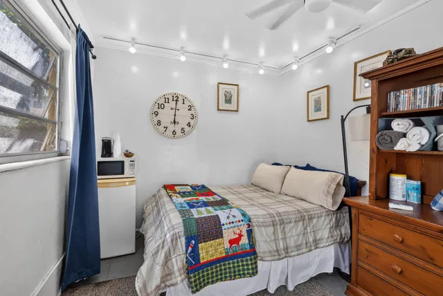 Residence photo 23