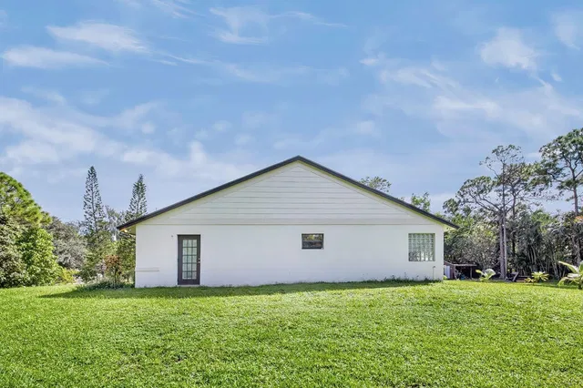 Residence photo 8