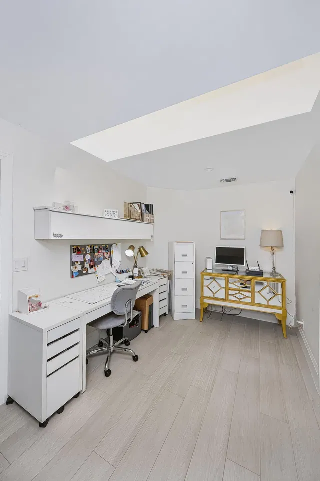 Residence photo 33