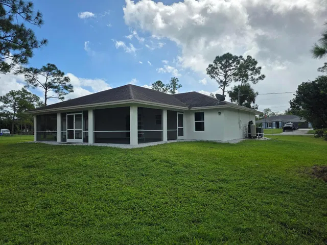 Residence photo 6