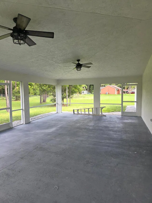  Residence photo 15