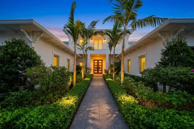 Residence photo 2