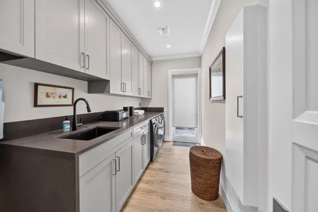 Residence photo 34