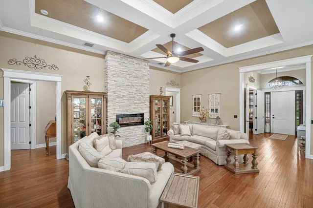 Residence photo 11