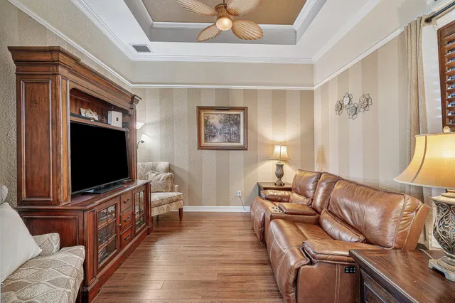Residence photo 13