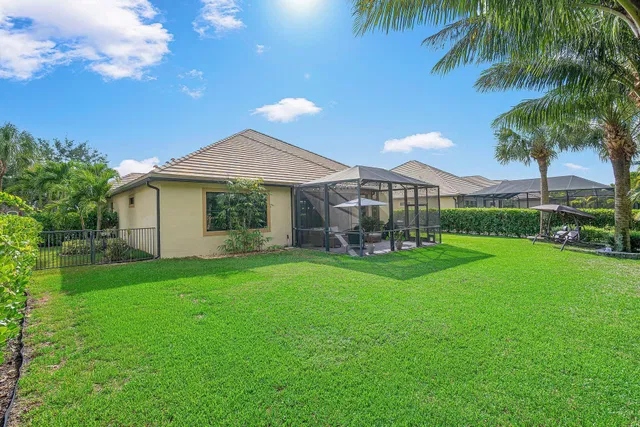 Residence photo 25