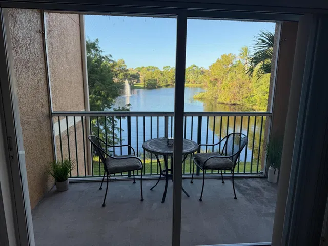 Unit 208 photo 13