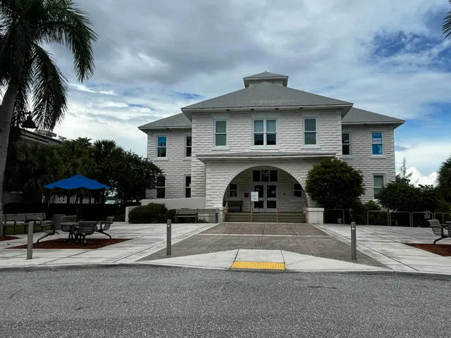 Residence photo 6