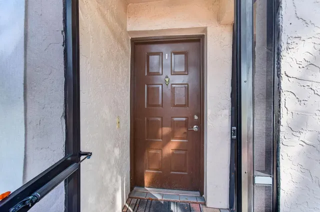 Residence photo 20