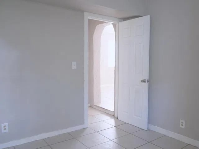 West Palm Beach Residence photo 12