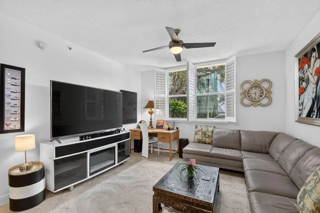 Courtyards in Cityplace Unit 101 photo 13