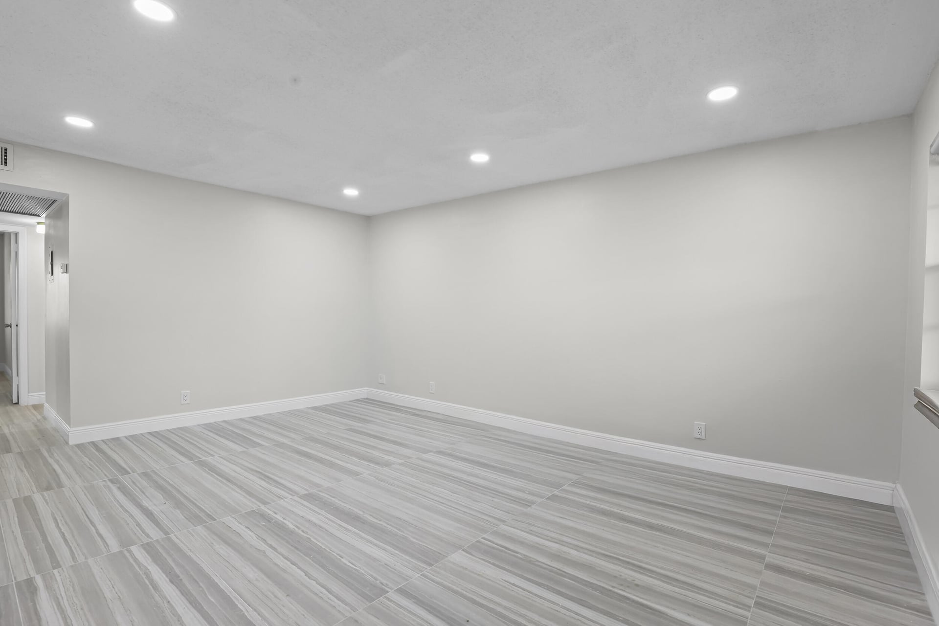  Residence photo 8