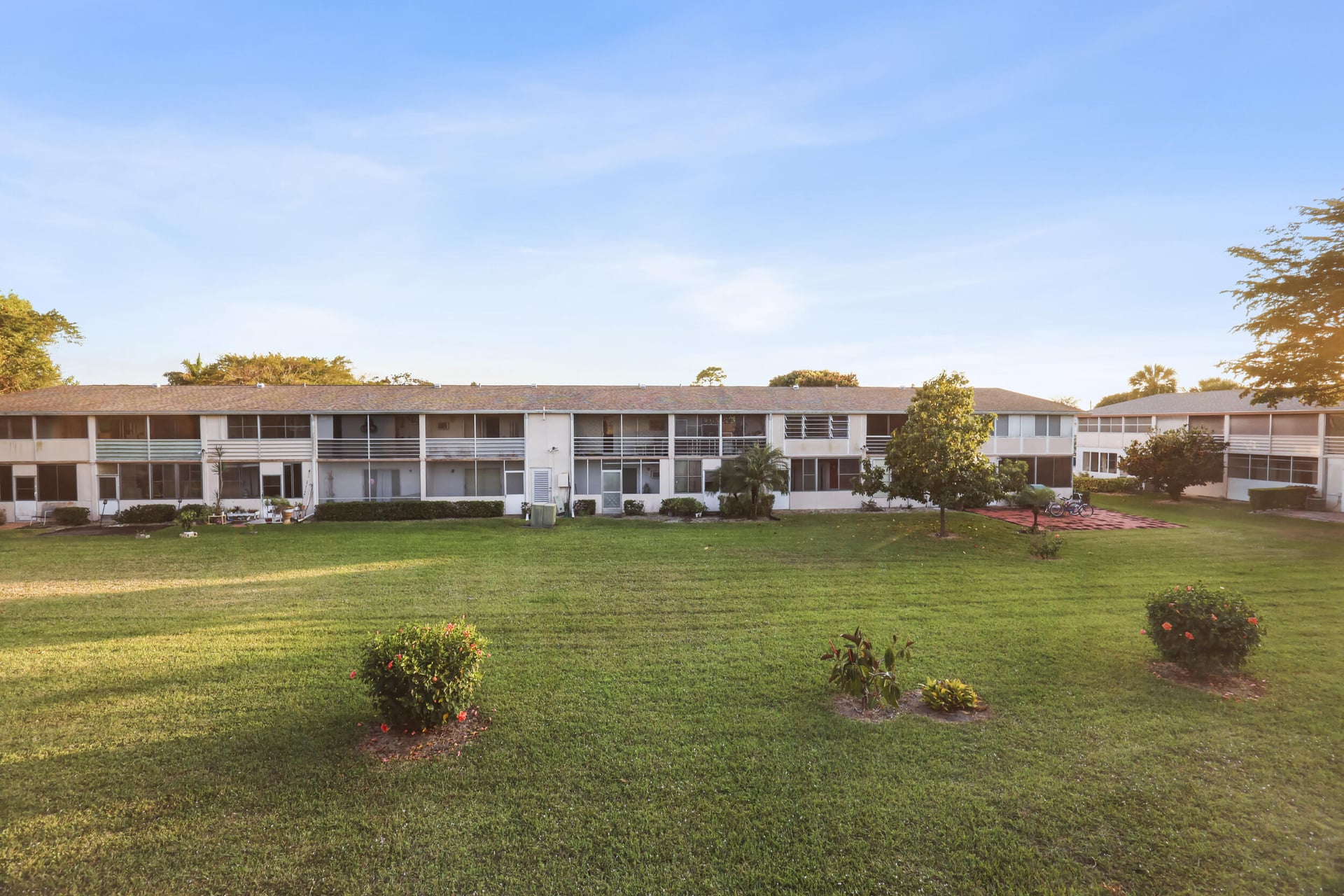  Residence photo 16