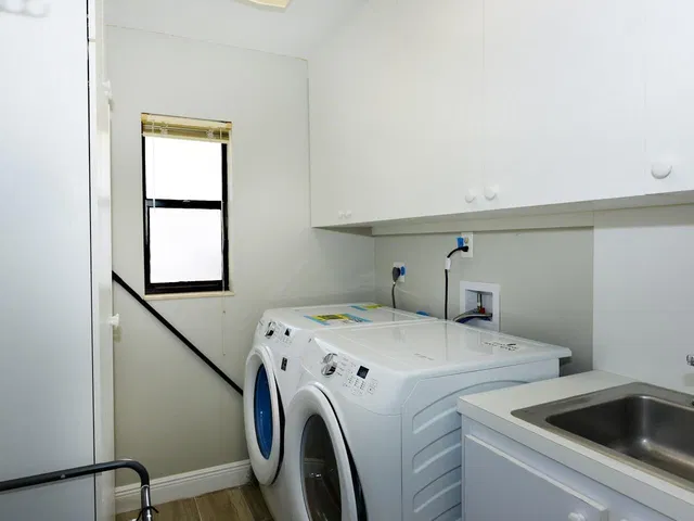 Residence photo 18