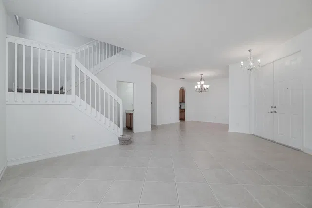  Residence photo 20