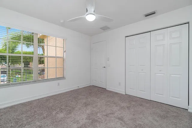  Residence photo 35