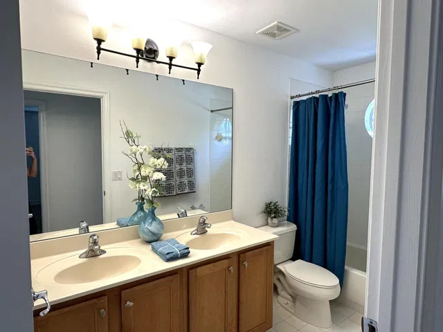  Residence photo 36