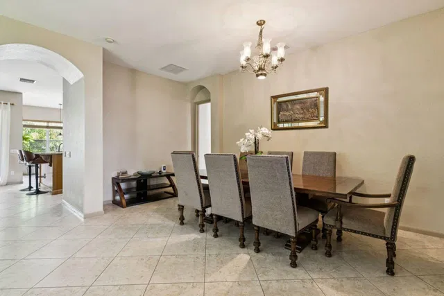  Residence photo 18