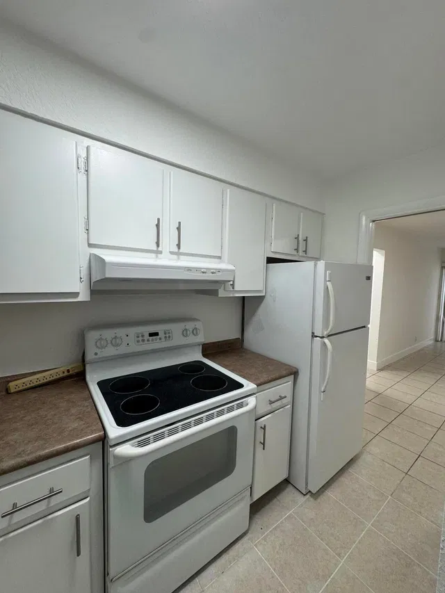 Unit 35 photo 8