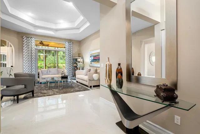Residence photo 6