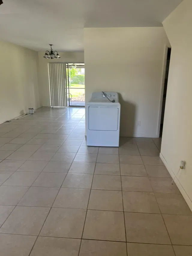 Residence photo 9