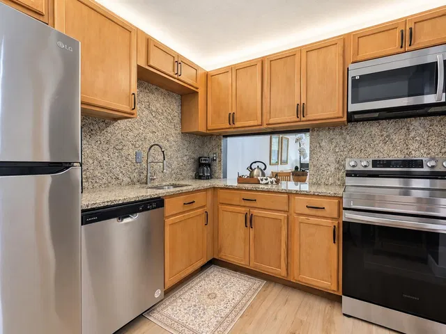  Residence photo 8