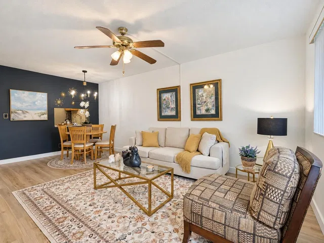  Residence photo 14