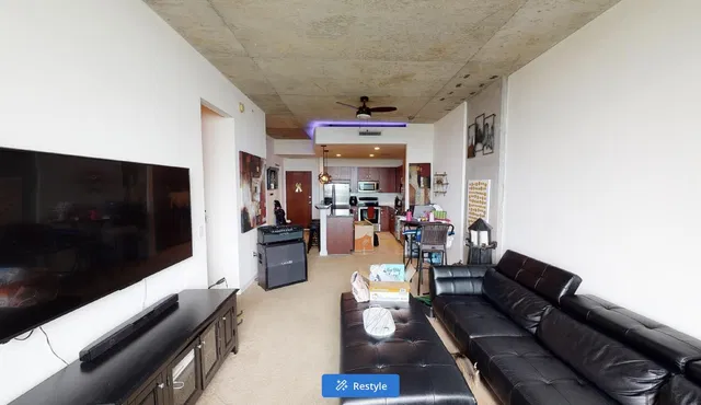 The Edge Unit 323 photo 2