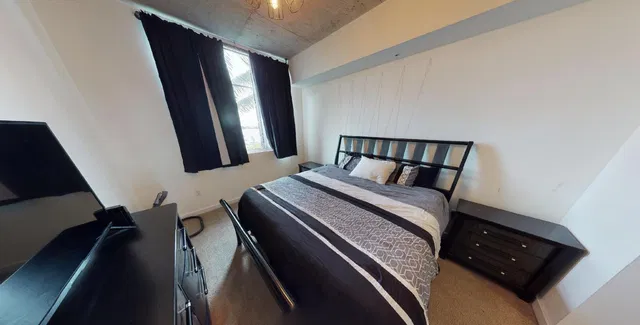 The Edge Unit 323 photo 6