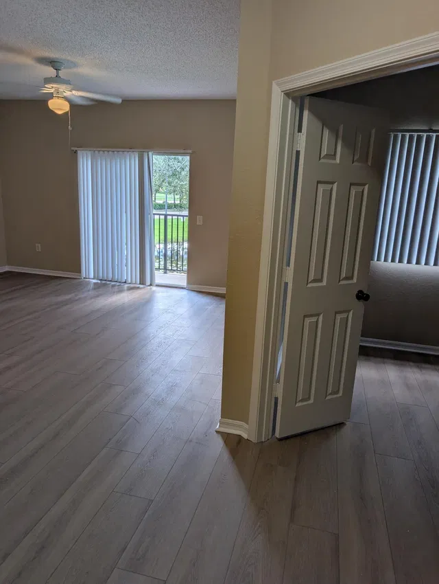 Unit 205 photo 6