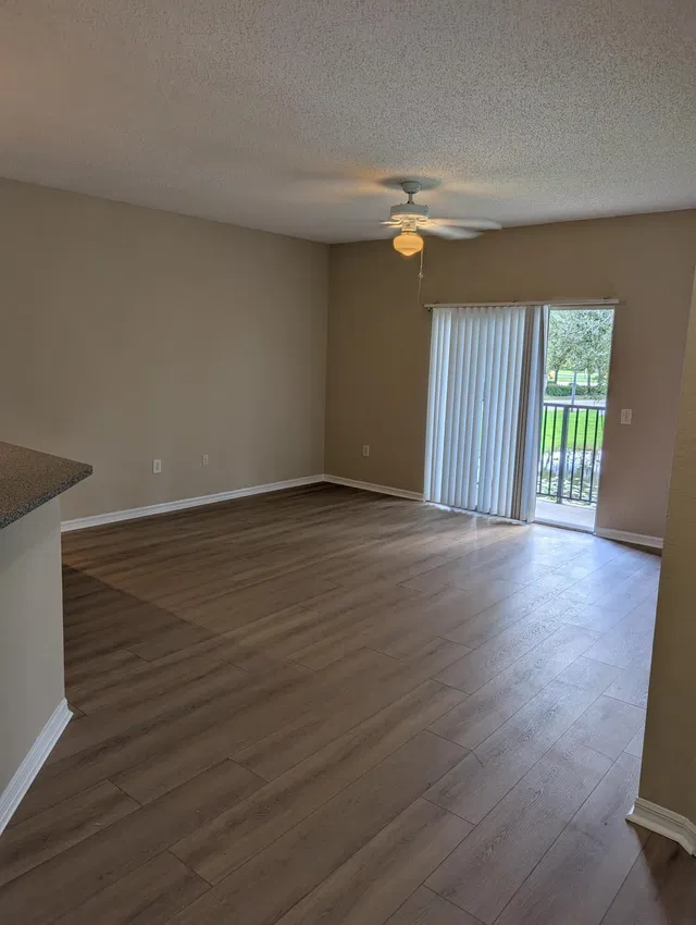 Unit 205 photo 8