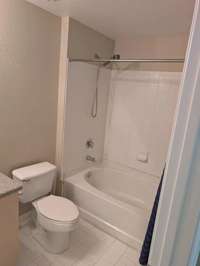 Unit 205 photo 18