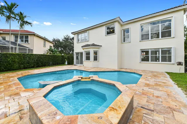  Residence photo 7