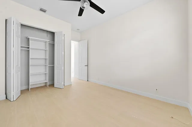  Residence photo 30