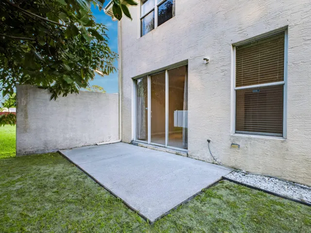 Residence photo 13