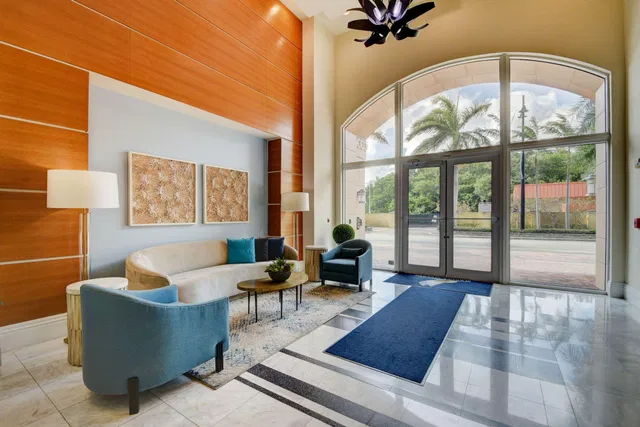 Boynton Beach Club Unit 1403 photo 4