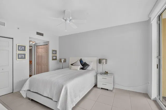 Boynton Beach Club Unit 1403 photo 13