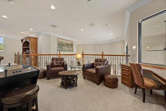  Residence photo 29