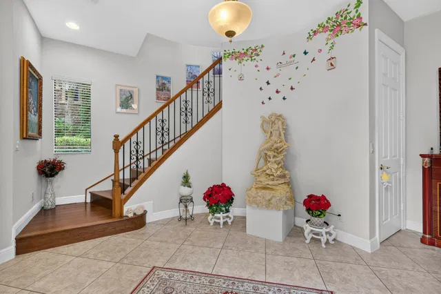 Residence photo 19