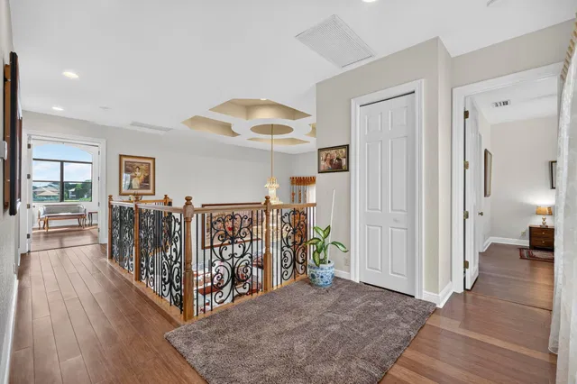 Residence photo 24