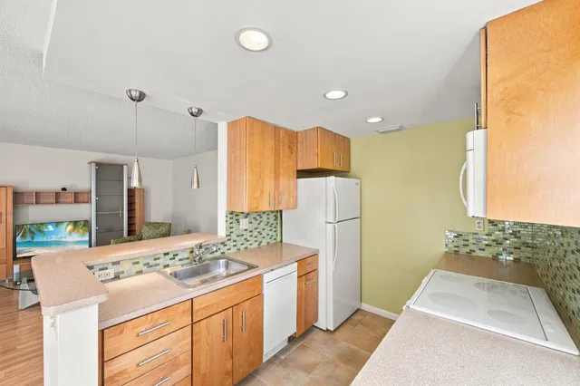 Residence photo 13