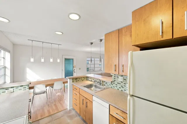 Residence photo 14