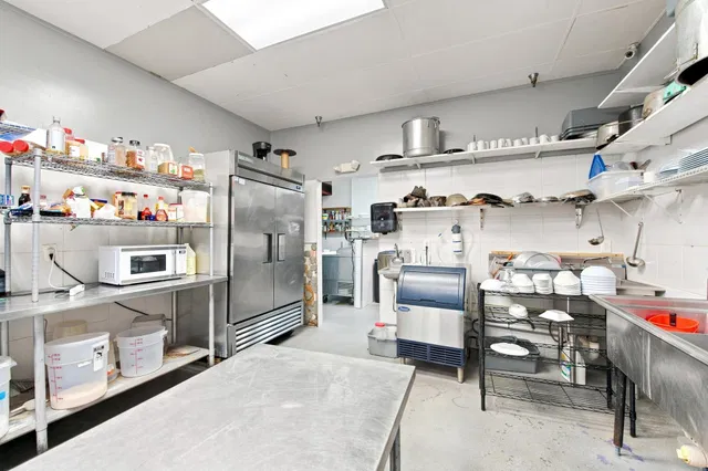  Unit 110 photo 27