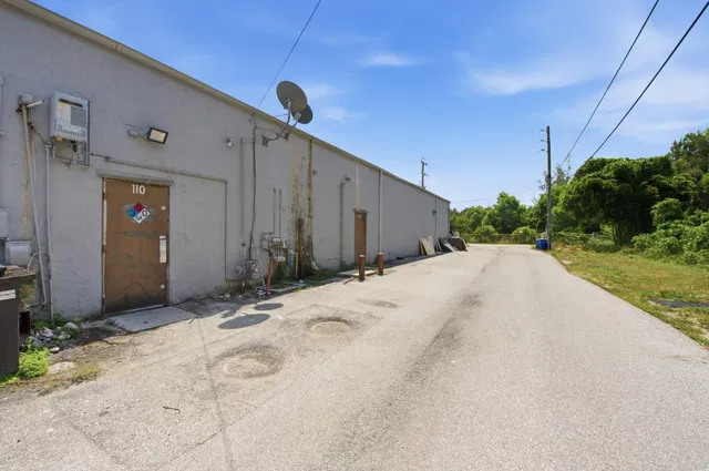  Unit 110 photo 38