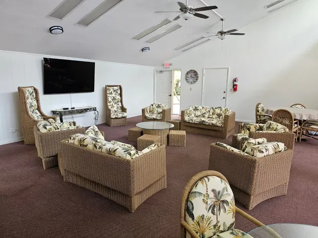  Unit 116 photo 4
