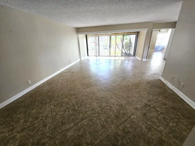  Unit 116 photo 6