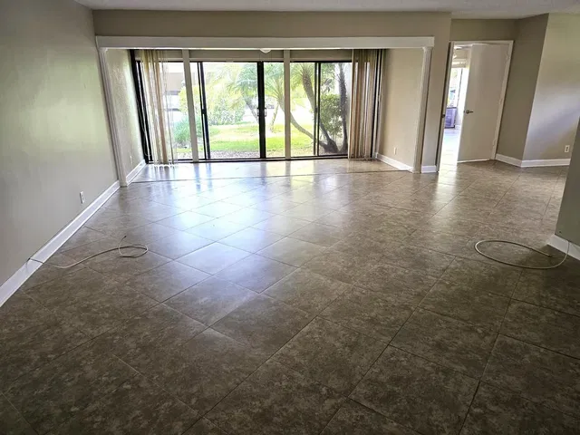  Unit 116 photo 8