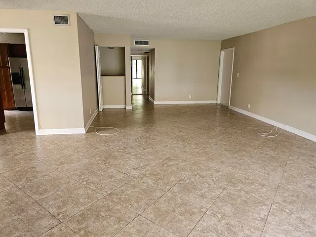  Unit 116 photo 10