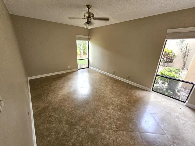  Unit 116 photo 22